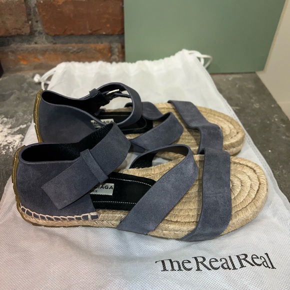 NWOT Balenciaga Gray Suede Espadrille Sandals - Picture 1 of 6